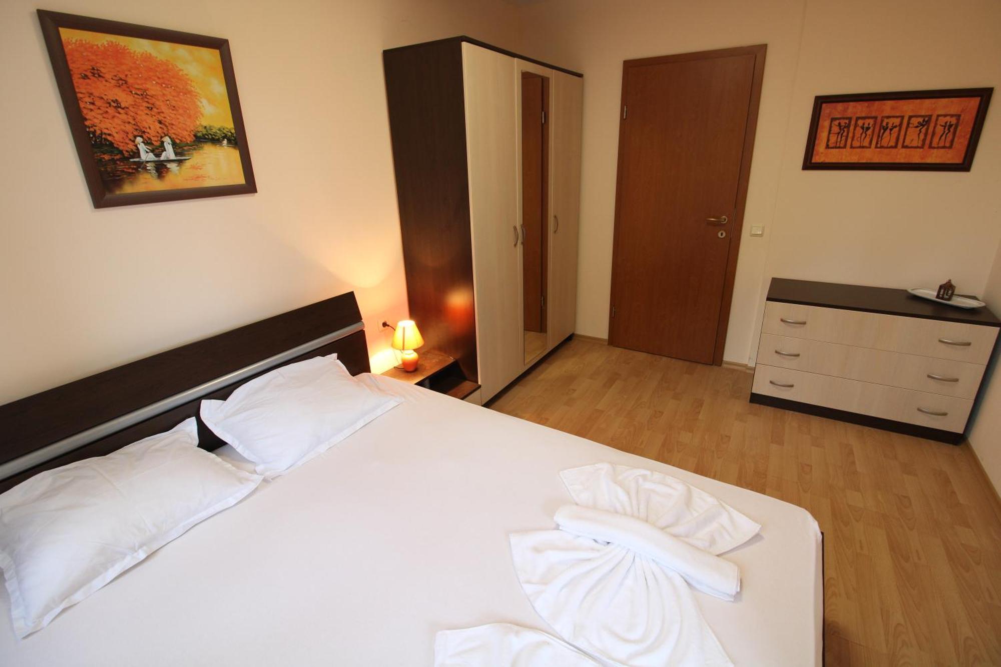 Fort Noks - Menada Apartments Sveti Vlas Room photo