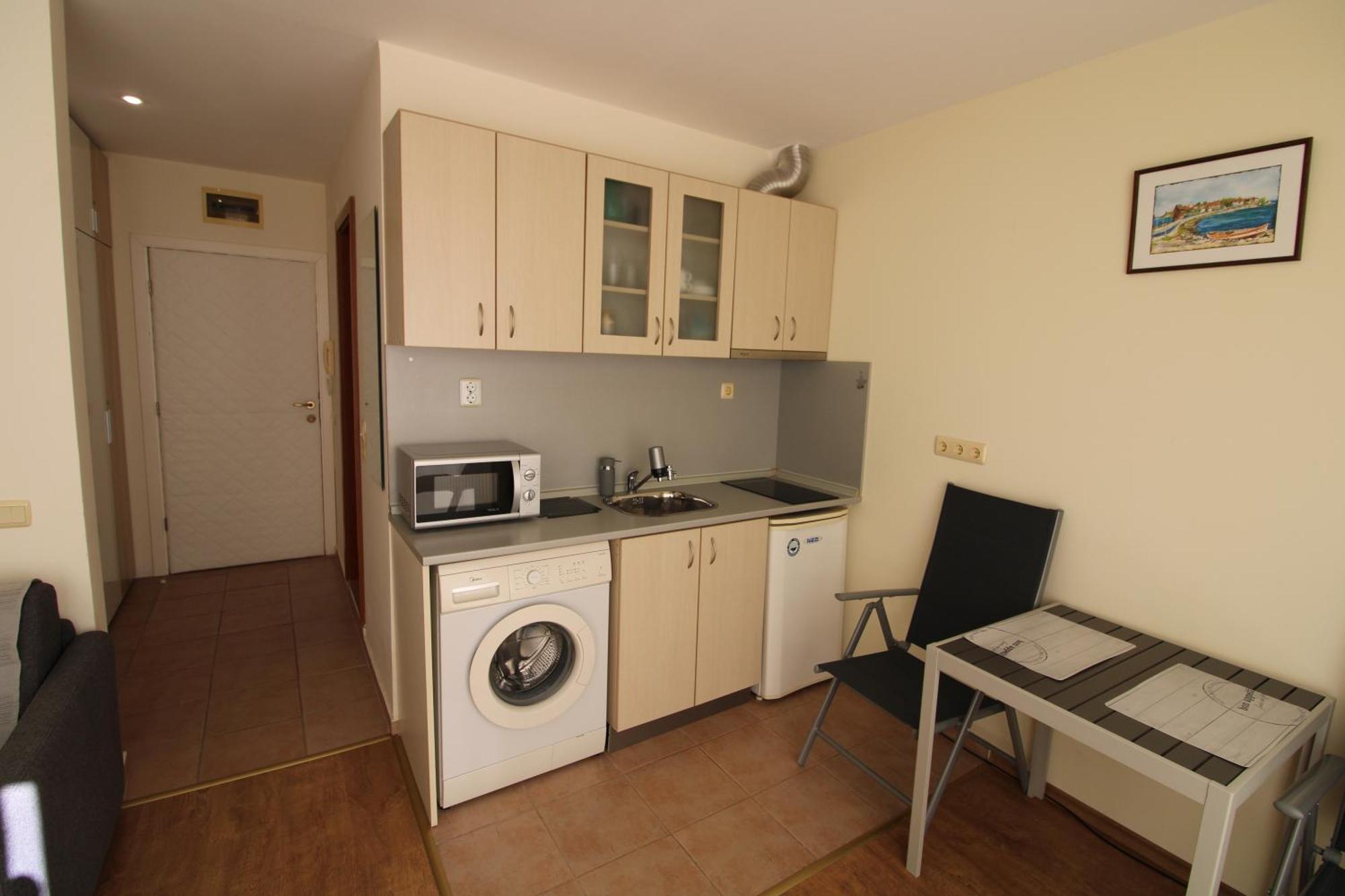 Fort Noks - Menada Apartments Sveti Vlas Room photo